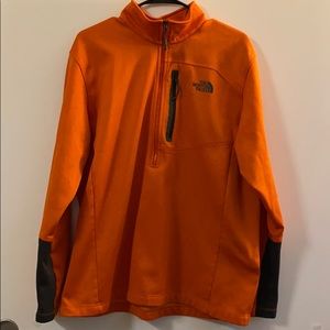 Men’s North Face L Half Zip